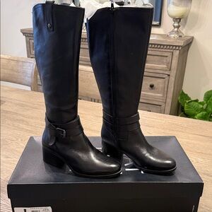 Naturalizer Elegant Black Leather High Boots Size 8